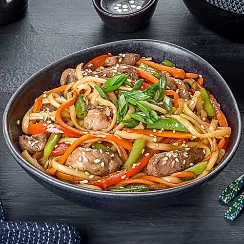 Удон со свининой