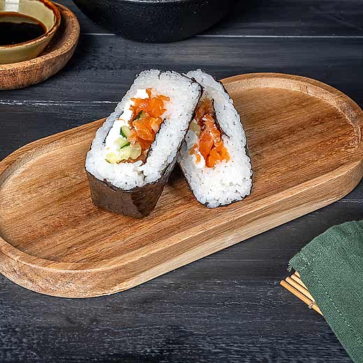 Онигири сяке